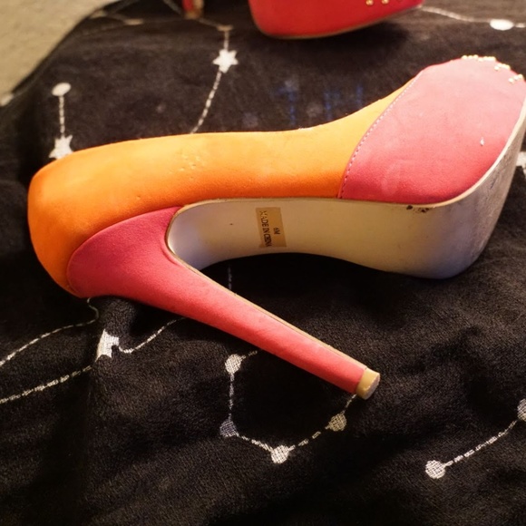 Penny Loves Kenny Tetra Pumps - Picture 2 of 4